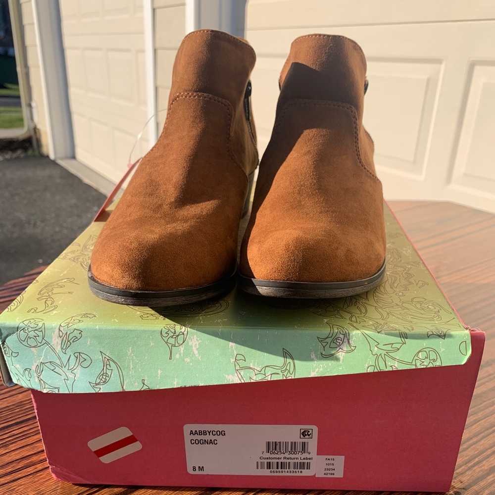 American Rag - fall boots